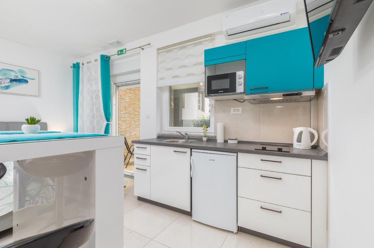 Marine Lux Apartments Пула Экстерьер фото