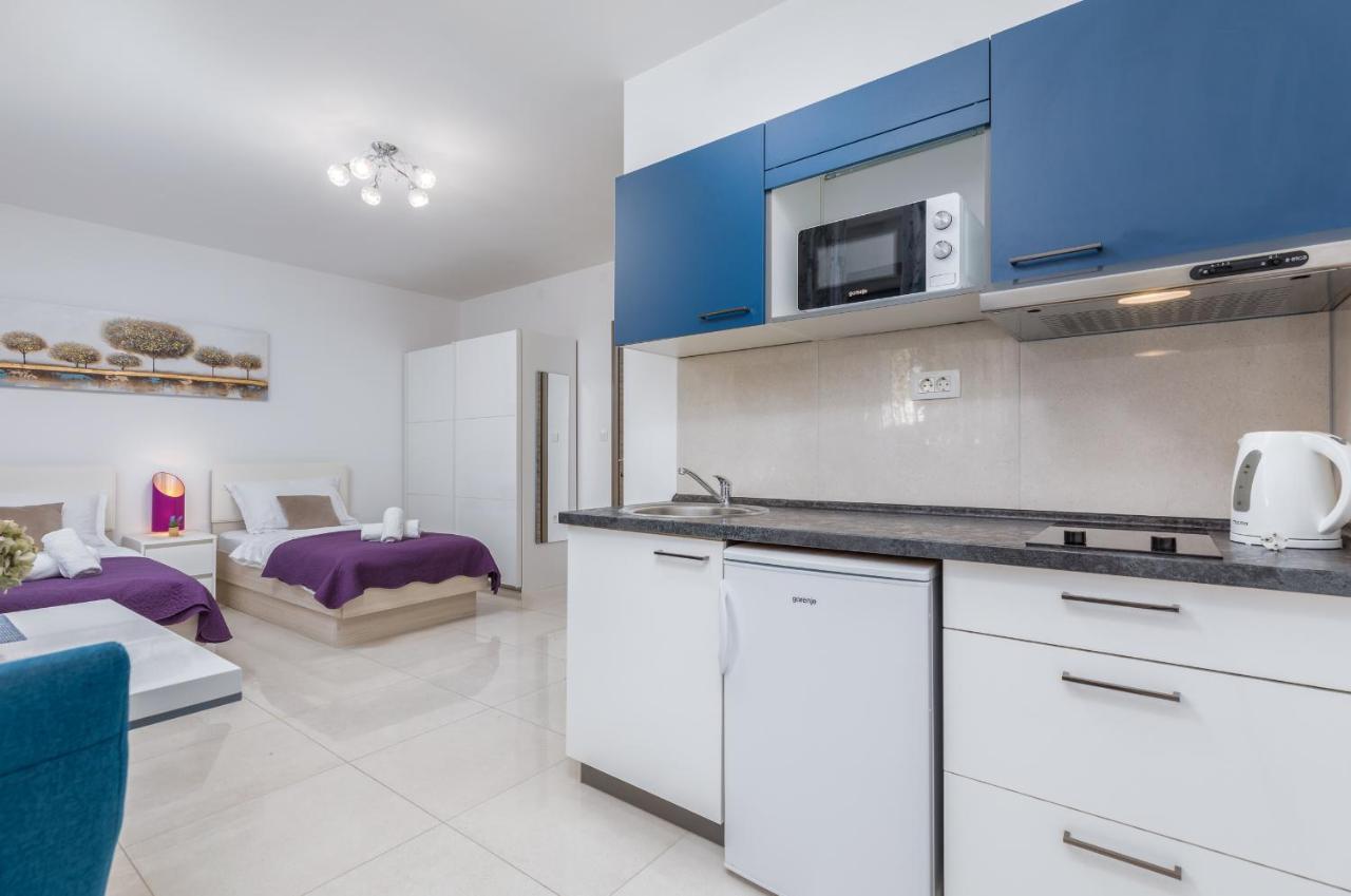 Marine Lux Apartments Пула Экстерьер фото