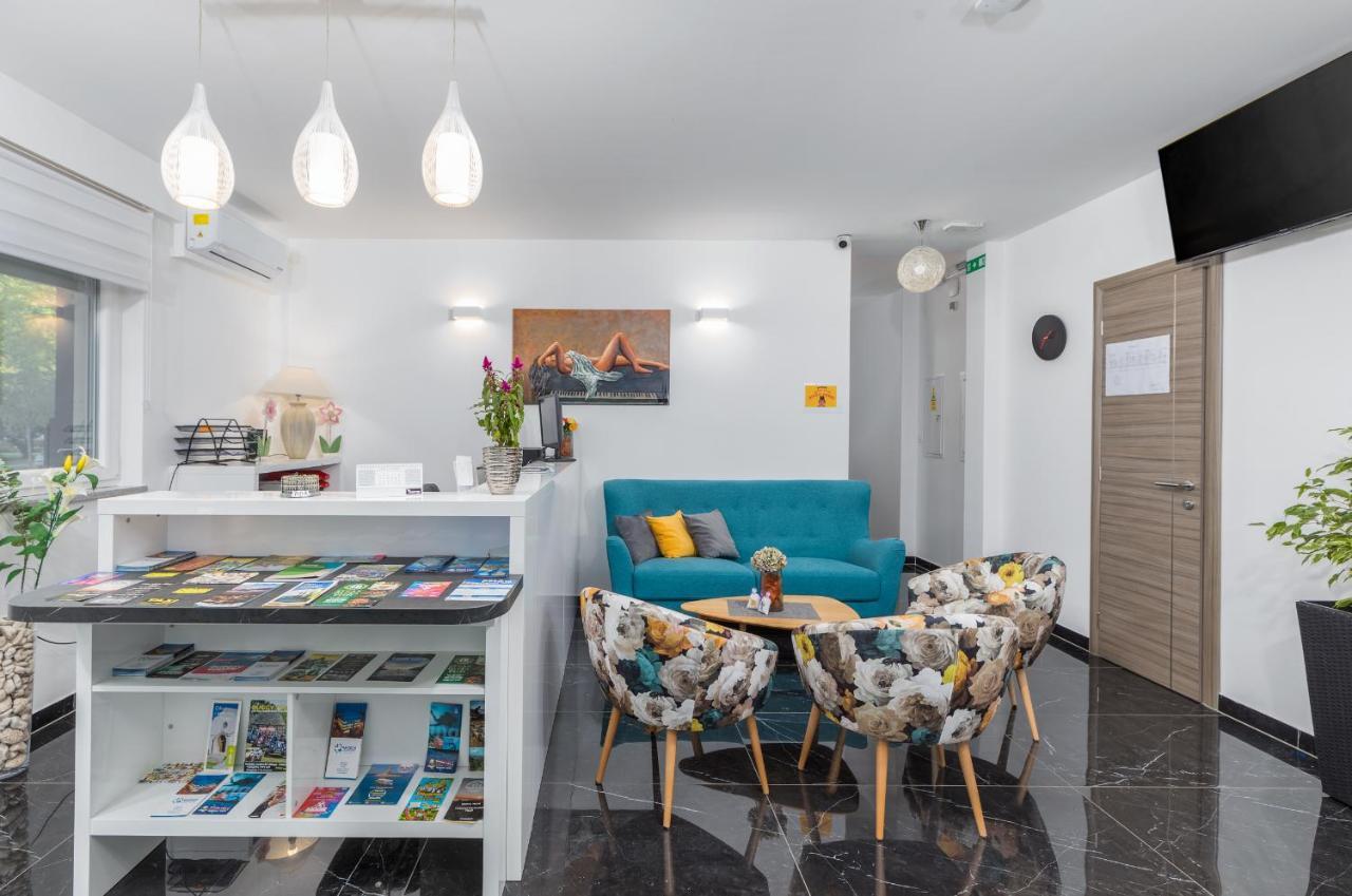 Marine Lux Apartments Пула Экстерьер фото